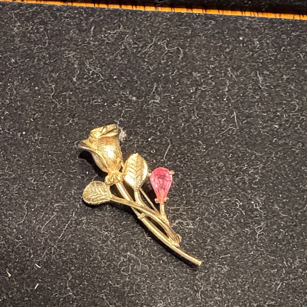 Avon Gold Floral Brooch with Pink Detail